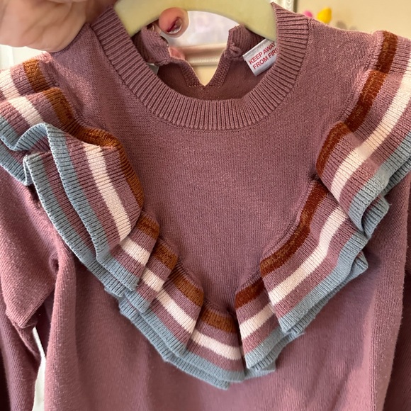 Zara ruffle sweater - Picture 4 of 4